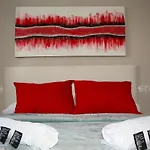 Apartamento De Dos Dormitorios En La Macarena